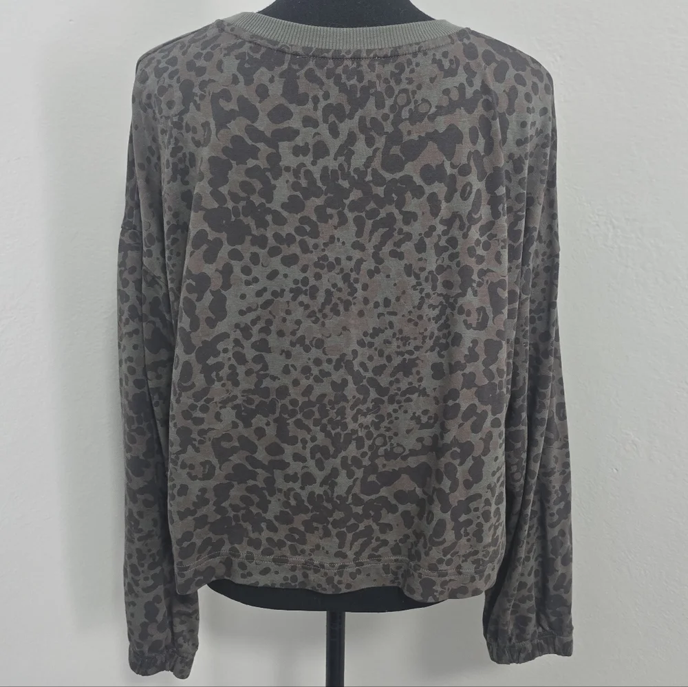 Lovestitch Sweet Spot Animal Print Sweatshirt Medium - Picture 6 of 8